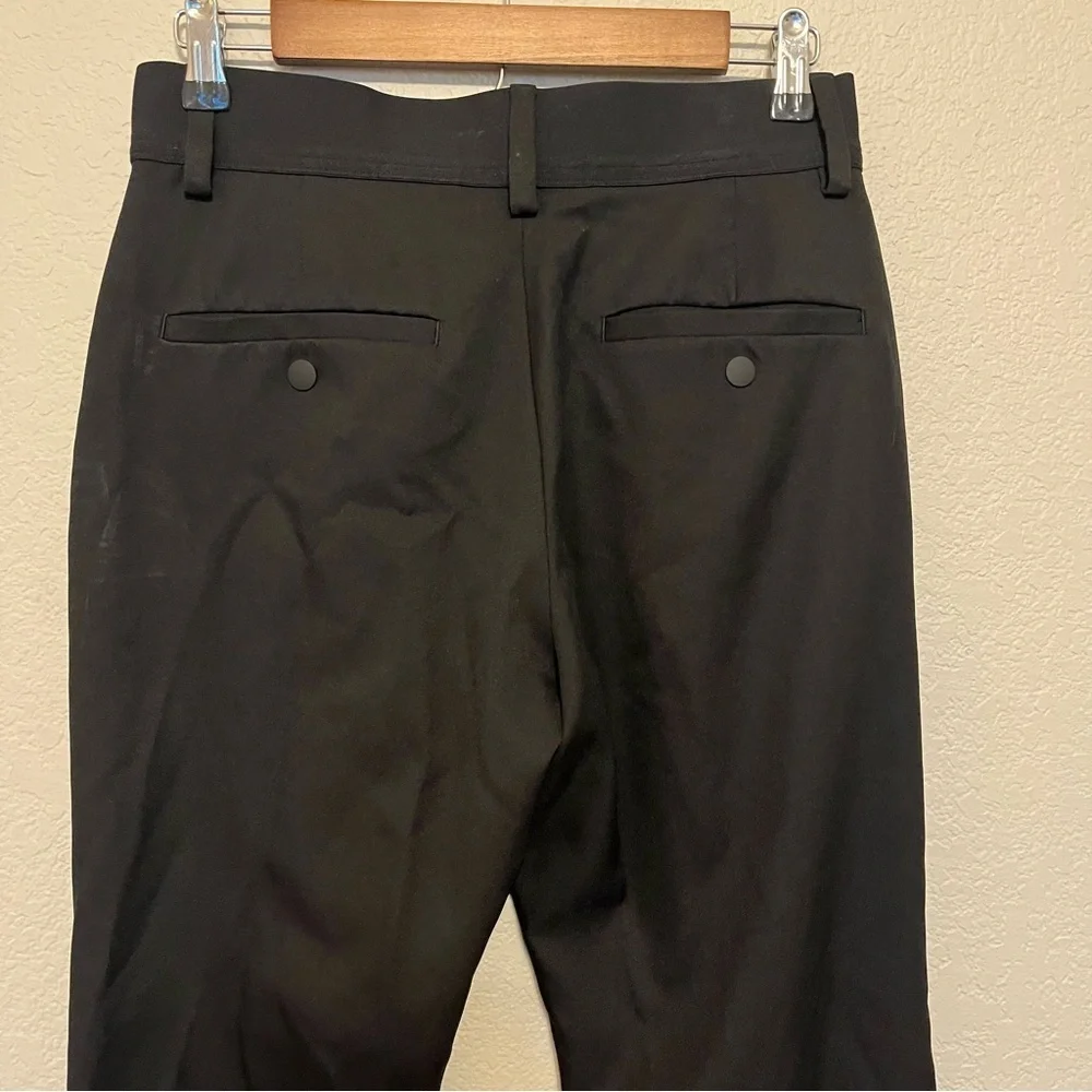 Haggar the Active Series 365 Modern Flex Pant Slim Fit 30 in. waist/32 in. long